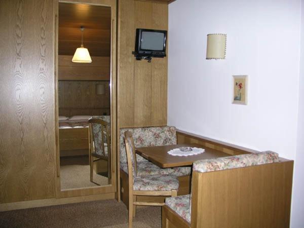 Hotel Soreie Pozza di Fassa Zimmer foto