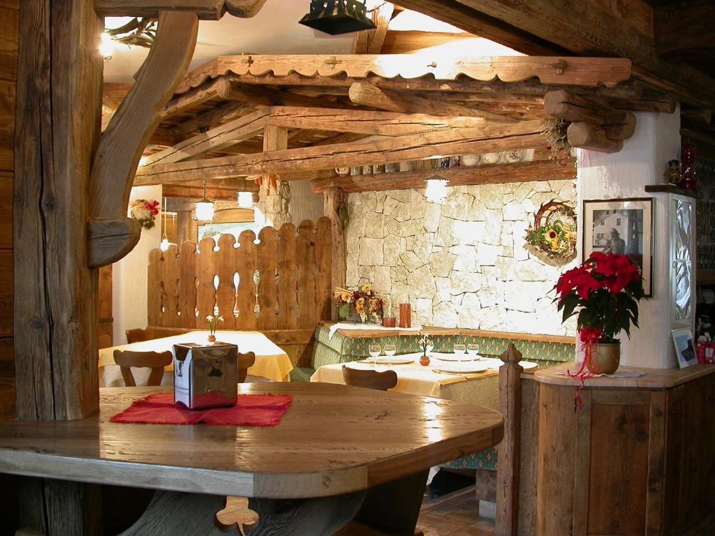 Hotel Soreie Pozza di Fassa Exterior foto