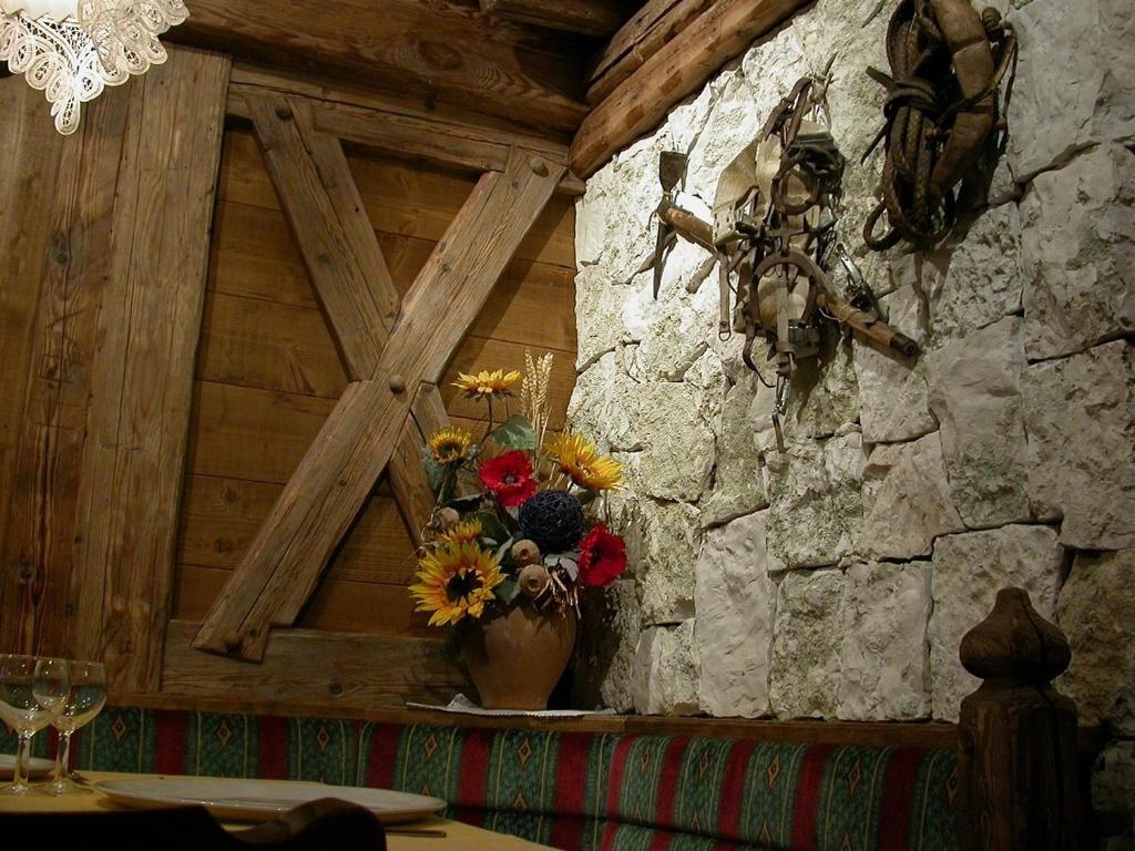 Hotel Soreie Pozza di Fassa Exterior foto