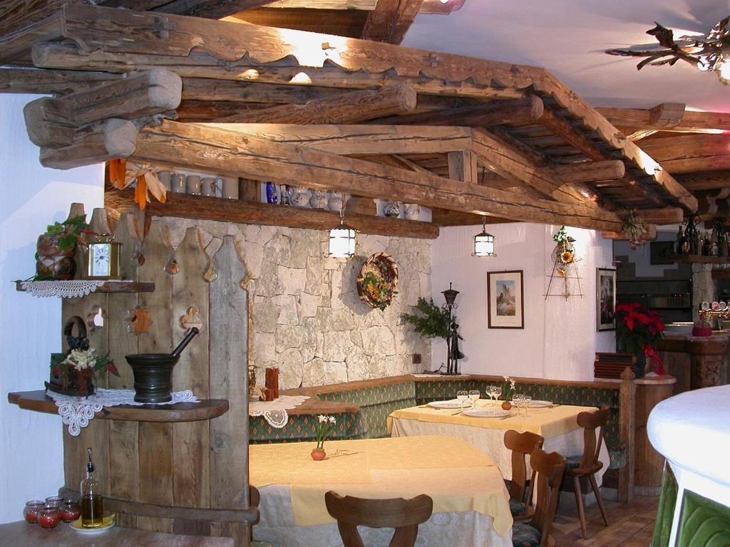 Hotel Soreie Pozza di Fassa Exterior foto