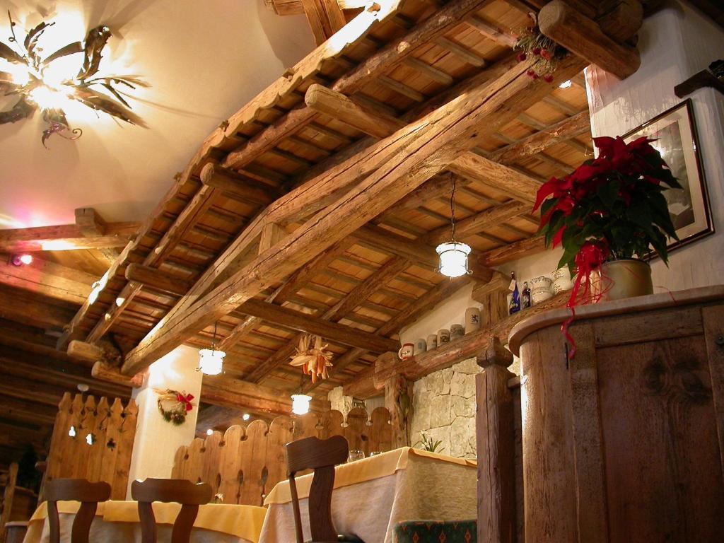 Hotel Soreie Pozza di Fassa Exterior foto
